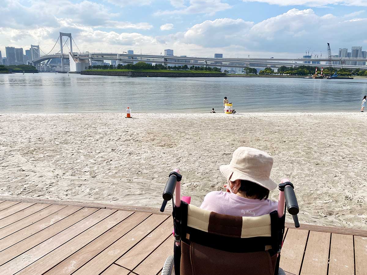 お台場海浜公園の砂浜